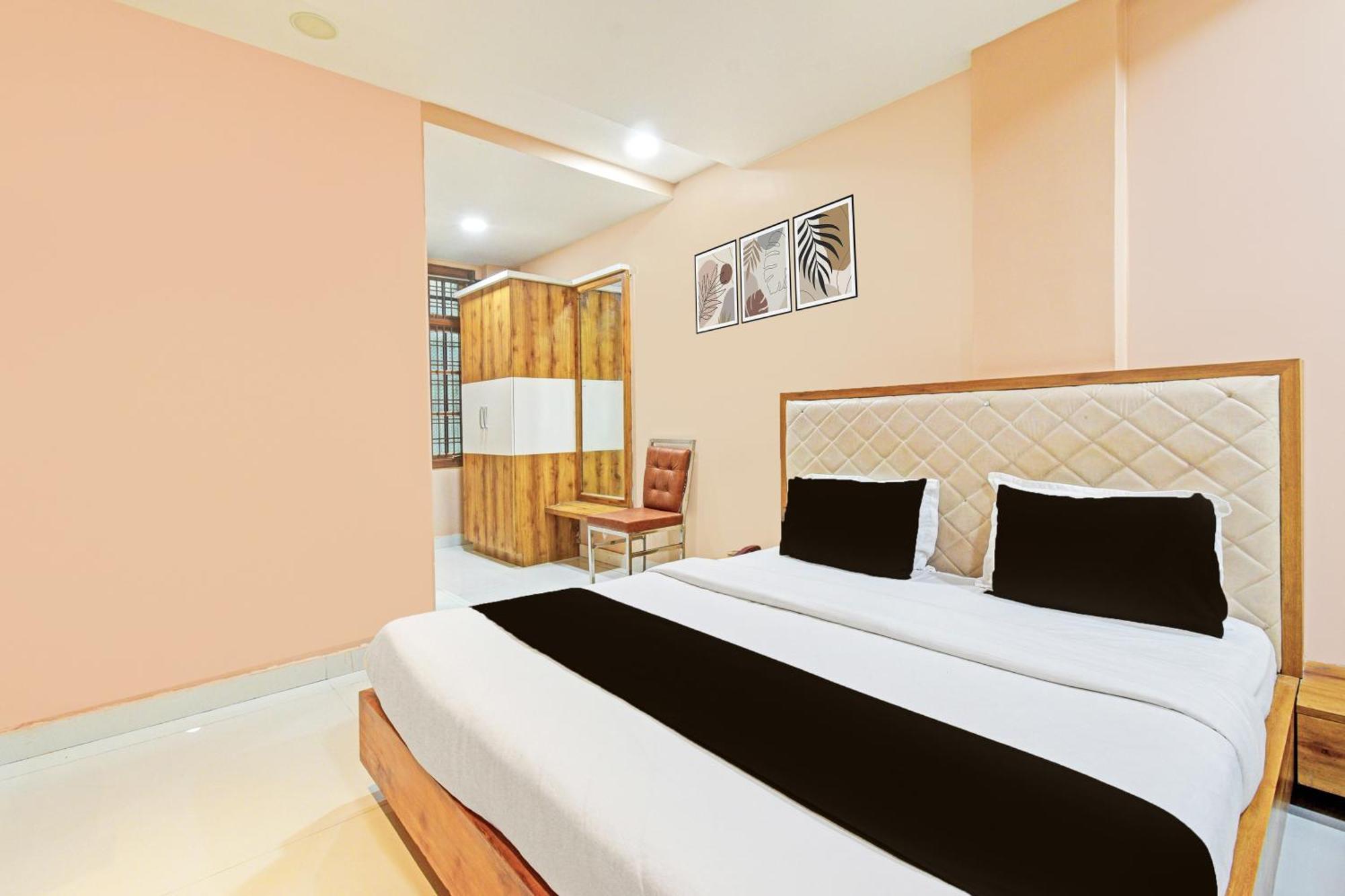 Super Townhouse Mancherial Mancherāl エクステリア 写真