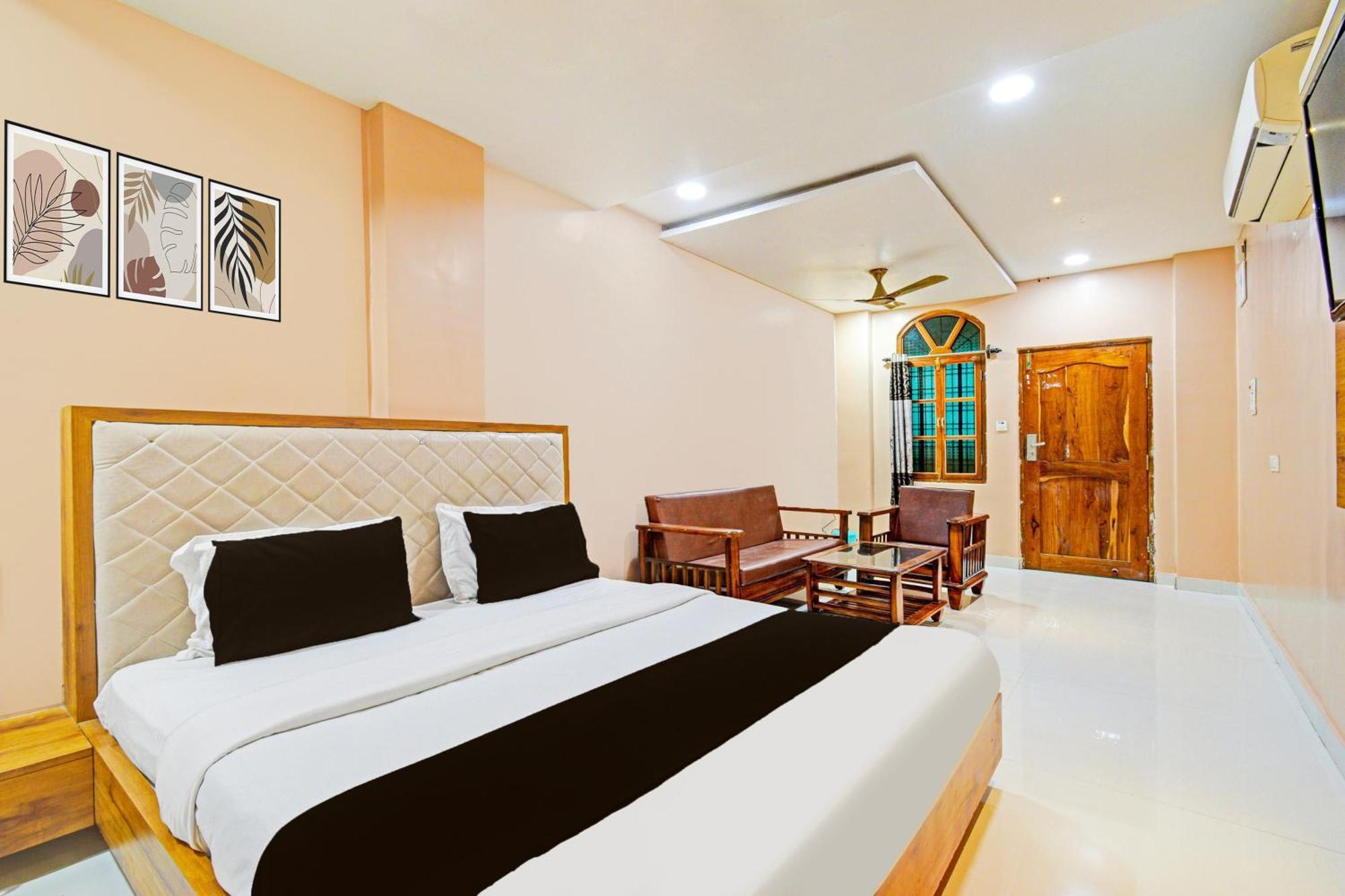 Super Townhouse Mancherial Mancherāl エクステリア 写真